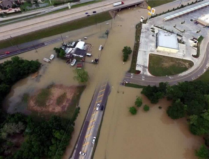 Five killed in Texas floods as severe weather lashes central U.S
